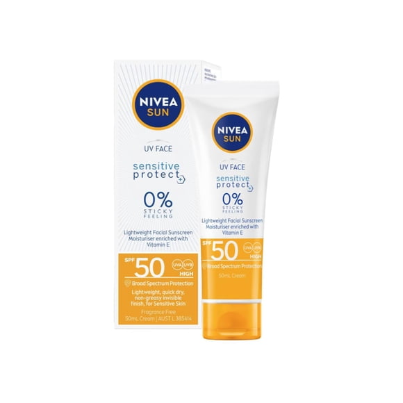 NIVEA Crema Facial de Protección Solar para Piel Sensible, Sin Fragancia, Textura Ligera y No Grasa, Cuidado Facial Dermatológicamente Probado para Uso Diario al Aire Libre, 50 ml / 1,69 fl oz