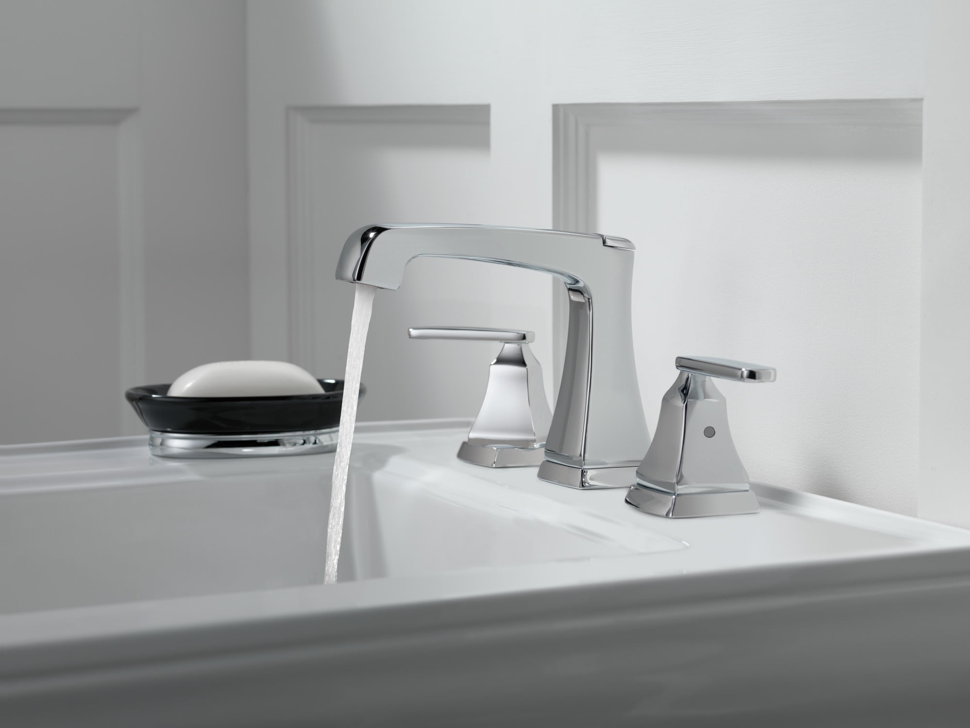 Delta Ashlyn Two Handle Widespread Bathroom Faucet with EZ Anchor in Chrome 3564-MPU-DST