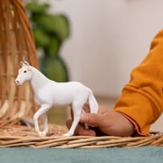 Schleich Farm World - Camarillo Mare Horse Figurine - Realistic, Durable Farm Animal Toy Figure with Authentic Details - Fun & Imaginative Play for Boys & Girls - Kids Ages 3+