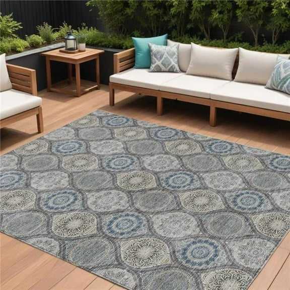 HomeRoots 614590 8 x 10 ft. Gray Ivory & Navy Blue Floral Medallion Washable Indoor & Outdoor Rectangle Area Rug