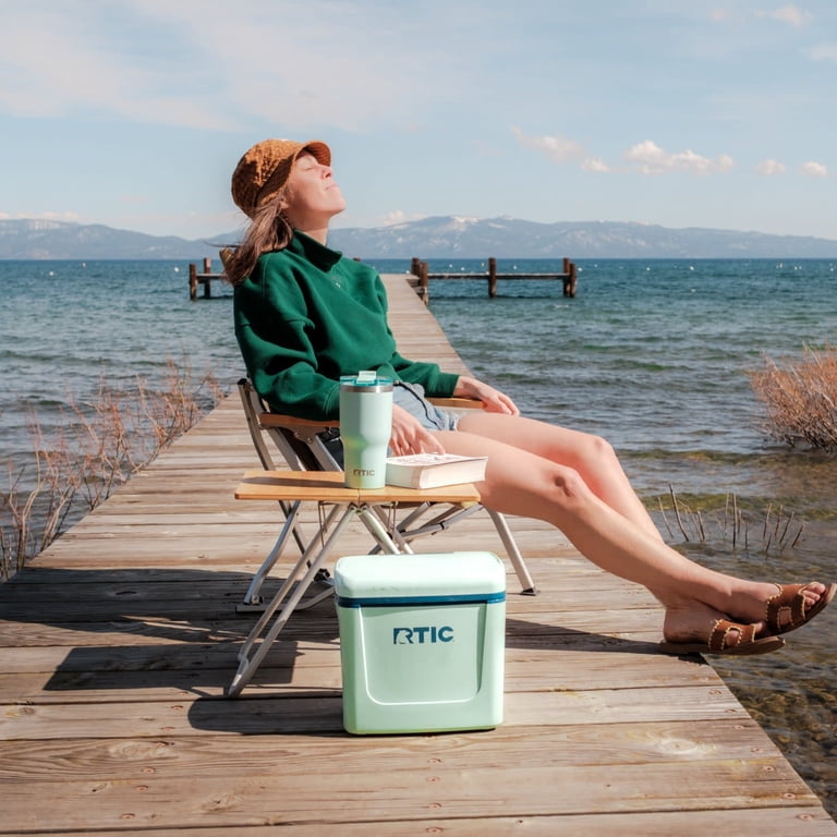 Ａ.R.T。 RTIC 8 QT Hard-Sided Personal Cooler, Fits 12 Cans, Road Trip