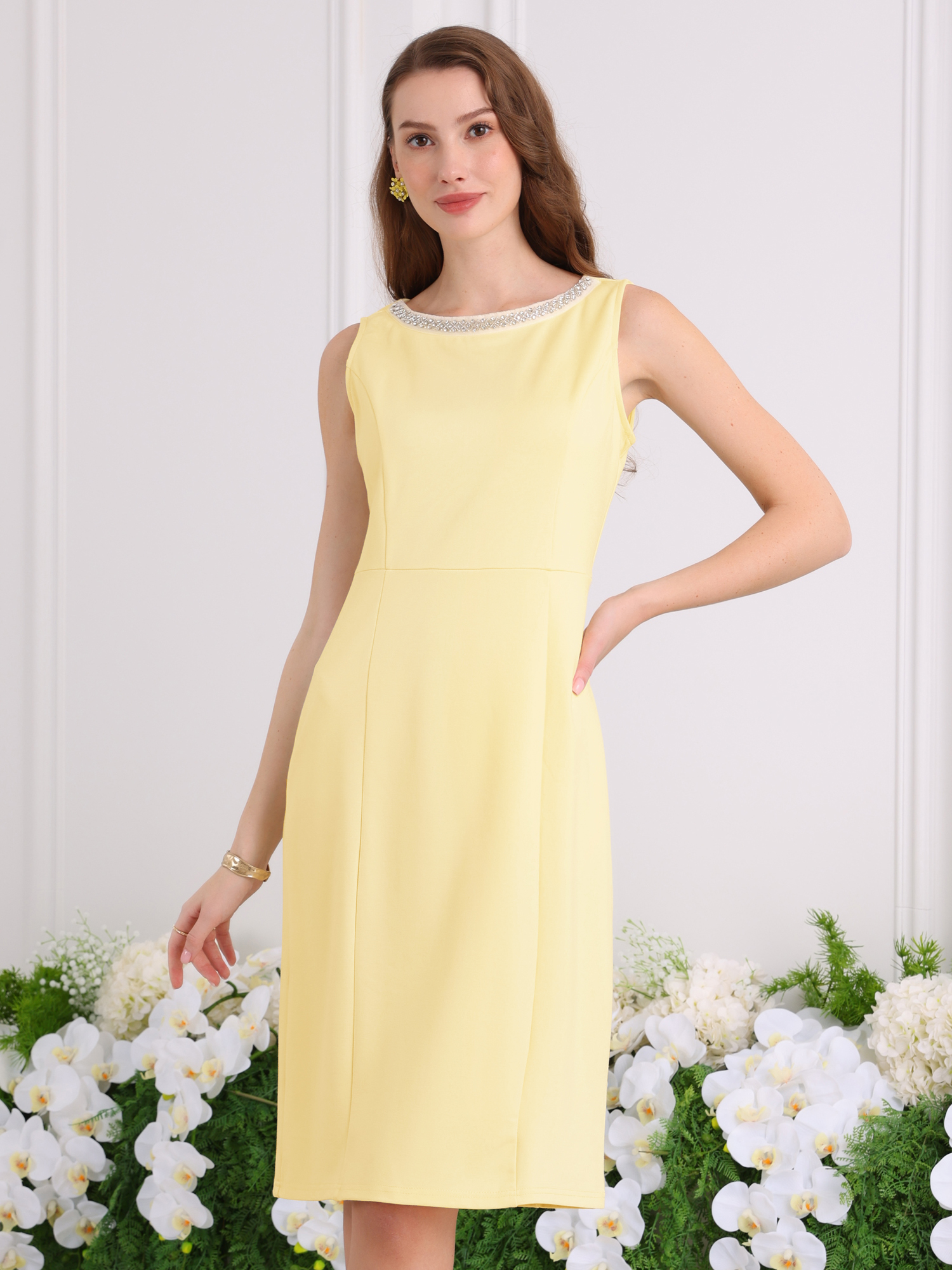 DARING DIVA Women's Boat Neck Sheath Sleeveless Work Rhinestone Dress L Light Yellow