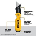 thumbnail image 2 of Navaja multiusos DEWALT Atomic Compact Series Push-and-Flip, 2 of 8