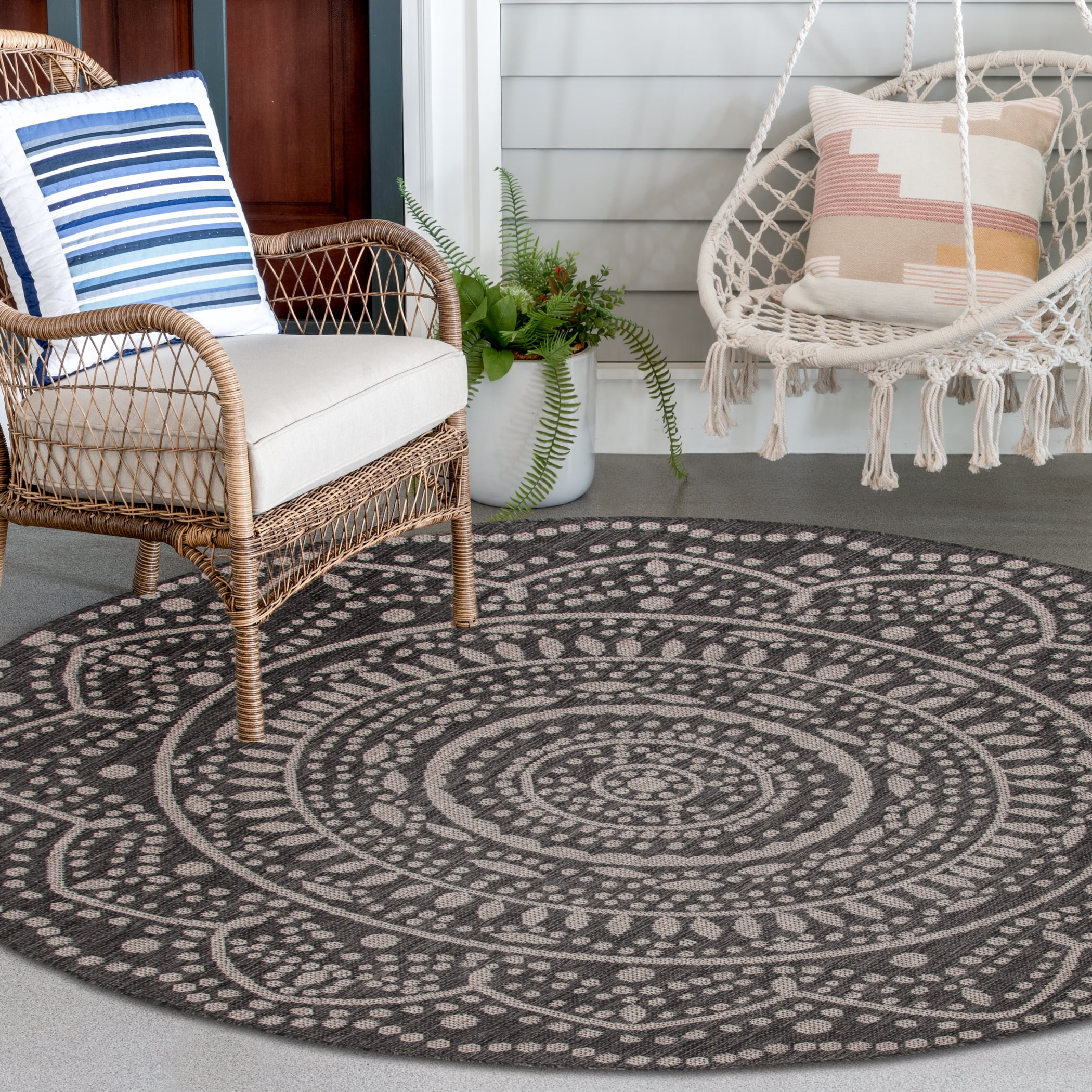 Mainstays 6.5' x 6.5' Round Gray Polypropylene Medallion Outdoor Area Rug