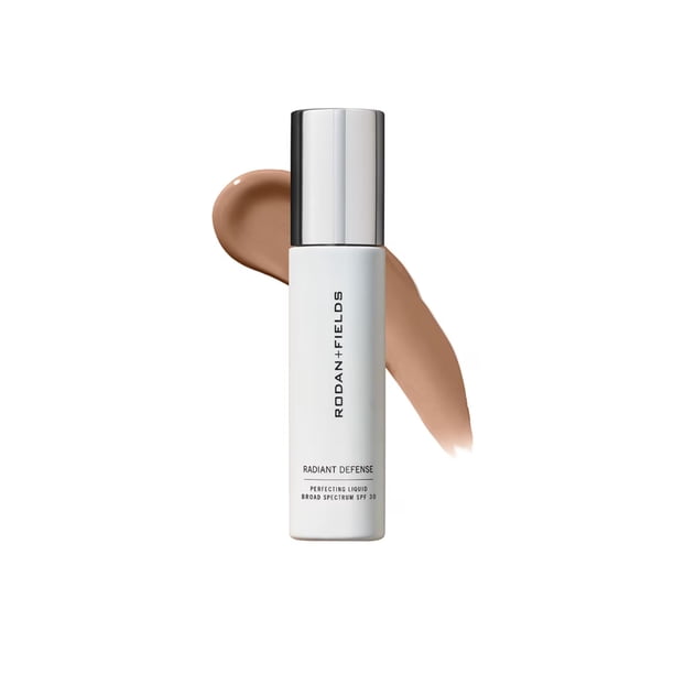 Crema hidratante con color RODAN + FIELDS Radiant Defense SPF30 50 ml