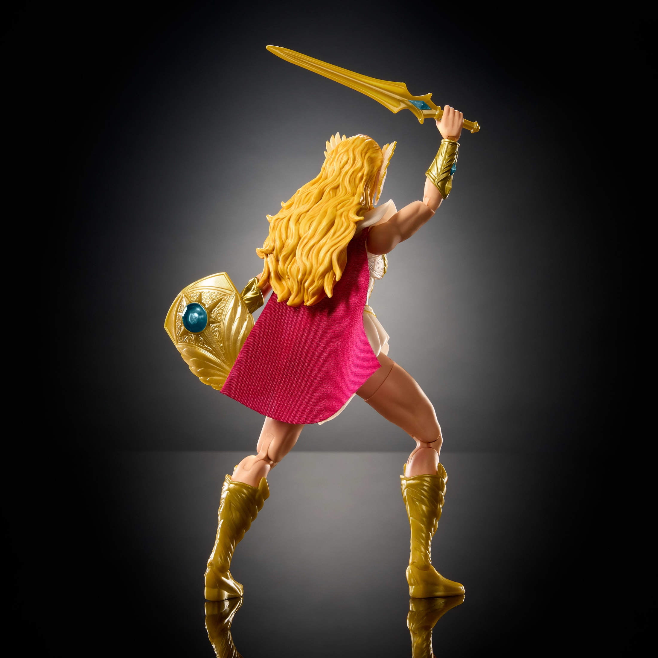 Masters of the Universe Masterverse New Etheria She-Ra Action Figure 7-inch Design