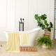 thumbnail image 4 of Fiudx Ofertas Flash Artículos En Oferta toallas De Baño Absorbentes De Terciopelo Coral Para Adultos Juego De toallas De Baño De toalla Facial Juego De toallas De Baño Suaves Y Cómodas Juego De toall, 4 of 7