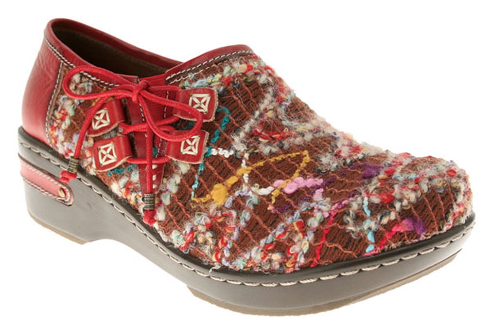 red clogs womens