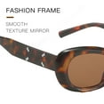 thumbnail image 3 of Gafas de sol de moda con montura redonda de ojo de gato retro, fabricadas en PC, HD, 3 of 5