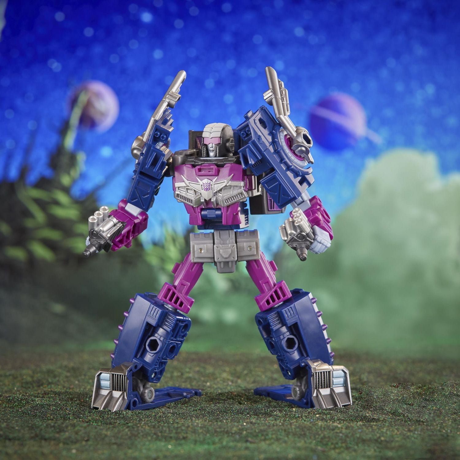 Transformers Toys Legacy Evolution Deluxe Axlegrease Toy, 5.5-inch, Action Figure For Boys And Girls Ages 8 And Up