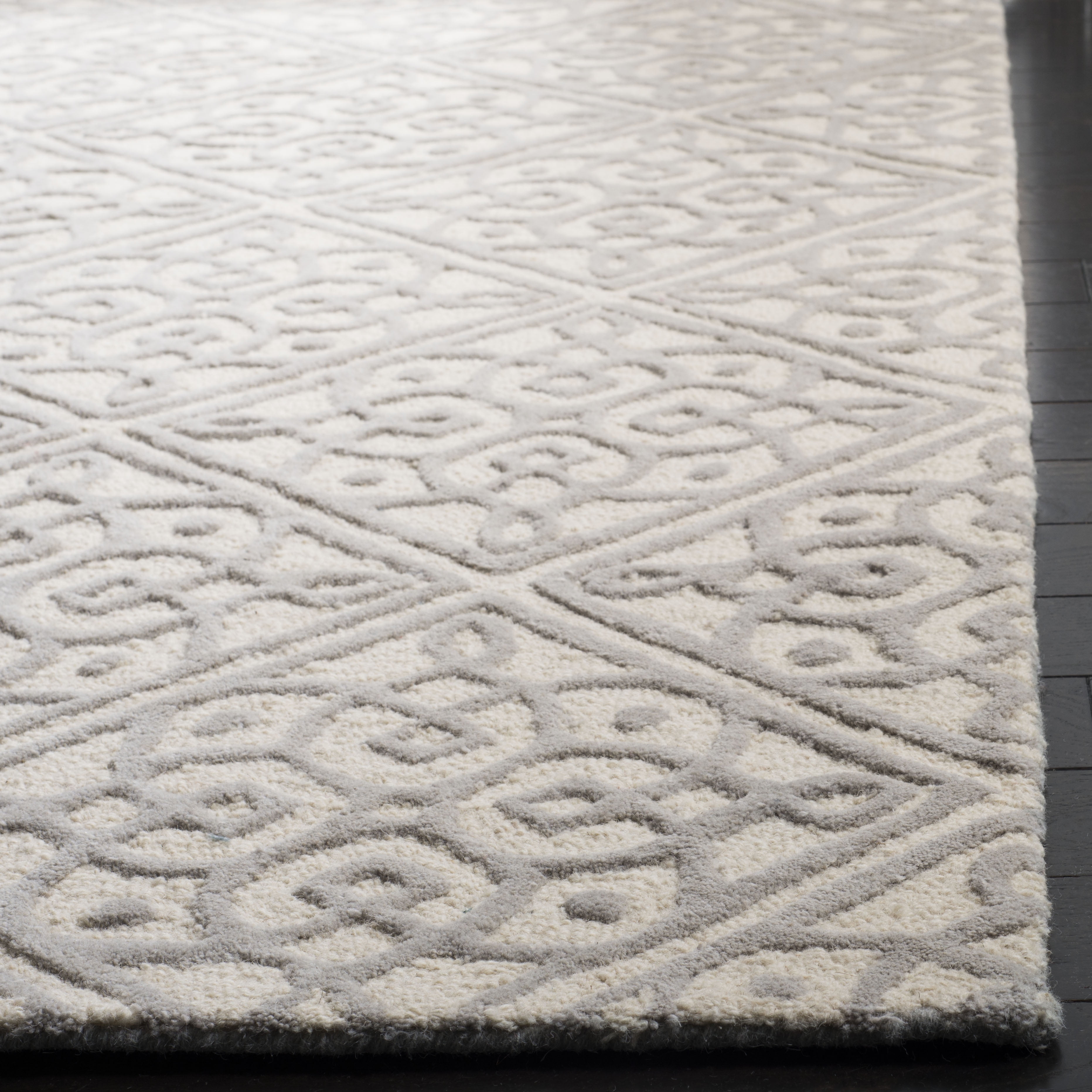 SAFAVIEH Cambridge Mirko Geometric Wool Runner Rug, Ivory/Gray, 2'6" x 8'