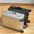 thumbnail image 3 of Maleta de viaje de aleación de aluminio y magnesio, equipaje rodante de negocios para hombre con ruedas, maleta de cabina con ruedas, 3 of 4