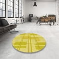 thumbnail image 4 of Ahgly Company Tapis d'Intérieur Rond Lavable en Machine Jaune Transitionnel, 6 Pieds Rond, 4 of 7