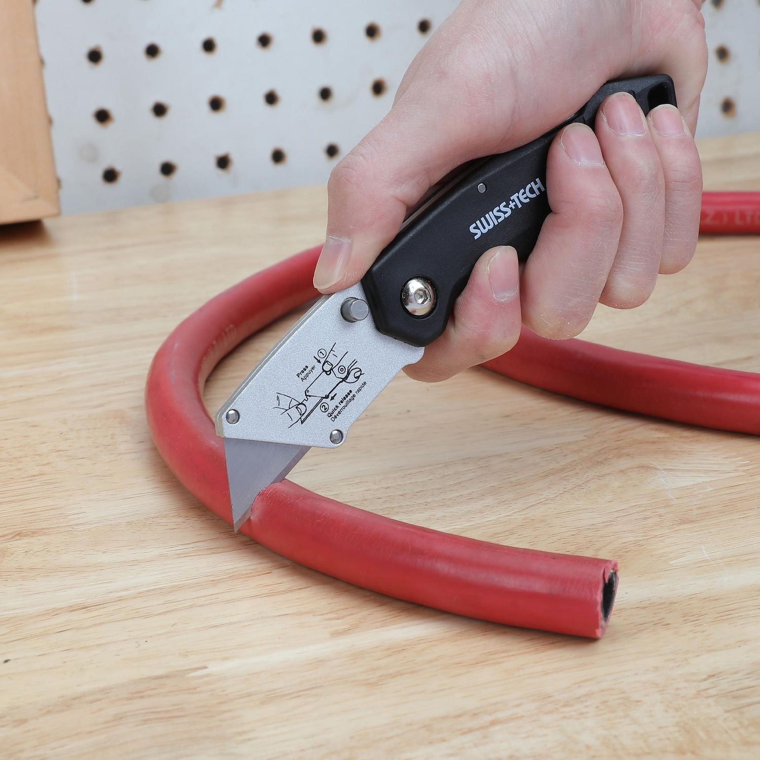 Swiss Tech 4 pièces Multi outils et couteaux verrouillables avec pochette, outils pliants EDC