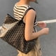 thumbnail image 4 of 2024 nuevos bolsos de mano Goya bolsos de mujer bolsos de compras con estampado en Y europeos y americanos bolsos de suegra de gran capacidad en stock, 4 of 5