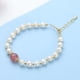 thumbnail image 2 of Pulsera de miel de tocador de perlas de agua dulce natural ShuxiuWang diseño de nicho estilo coreano pulsera roja solo cristal de fresa, 2 of 2