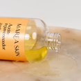 thumbnail image 4 of Aceite Rejuvenecedor Prensado en Fr&iacute;o 100% Puro 125 ml | Jojoba, Almendra y Vitamina E | Sin Hexanos, Parabenos ni Fragancias, 4 of 6