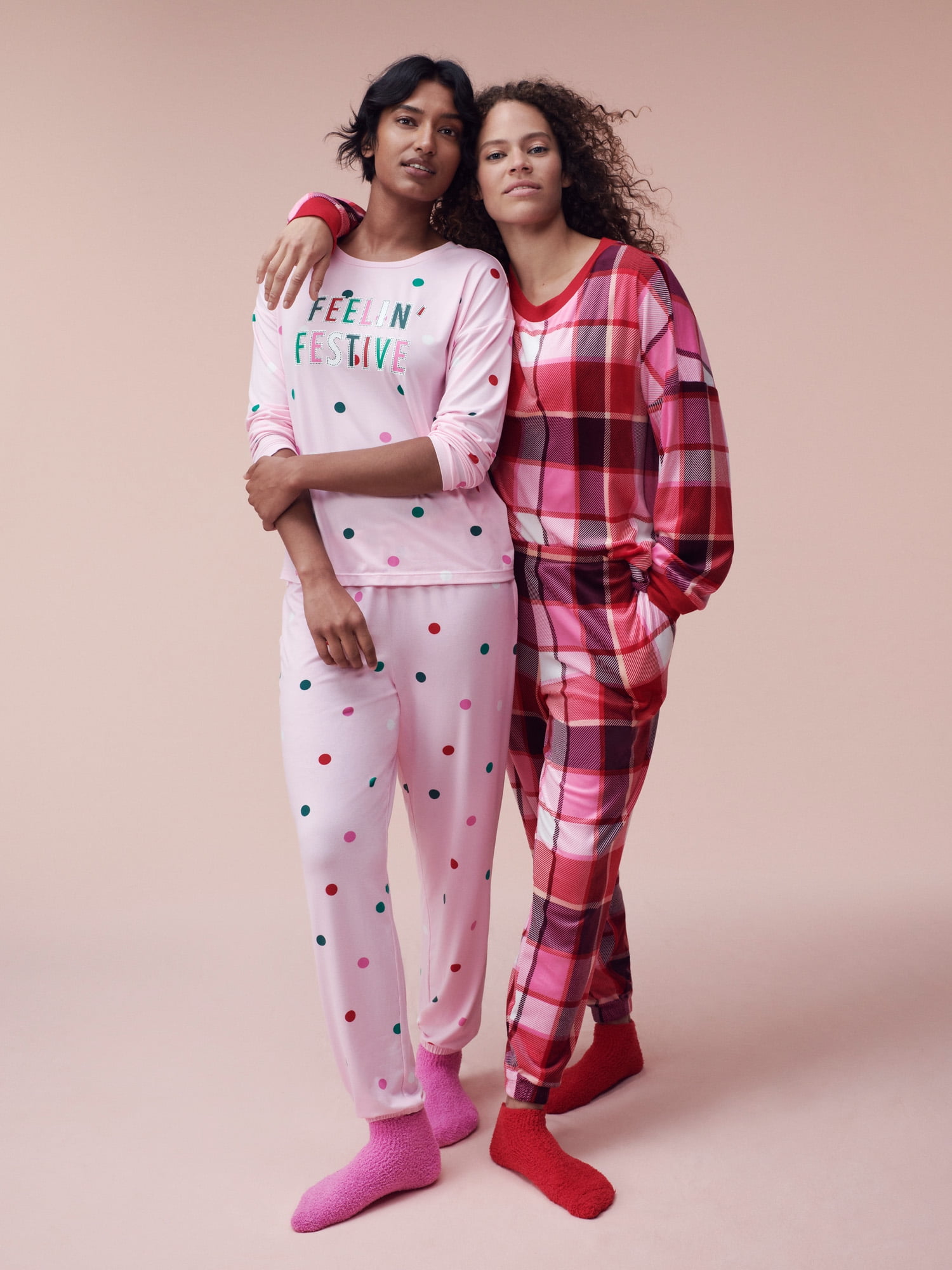 Joyspun Women’s Long Sleeve Tee and Joggers, 2-Piece Pajama Set, Sizes S-3X