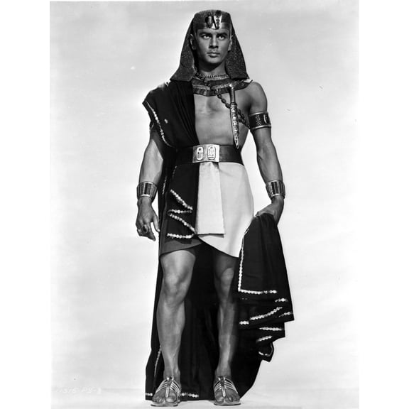 Yul Brynner in an Egyptian costume Photo Print (24 x 30)