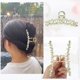 thumbnail image 3 of Clip para el cabello Unique Bargains Clásico de Cristal Falso Brillante en Forma de Lazo Elegante y Bonito Accesorio para el Cabello para Mujeres en Tono Dorado, 3 of 7