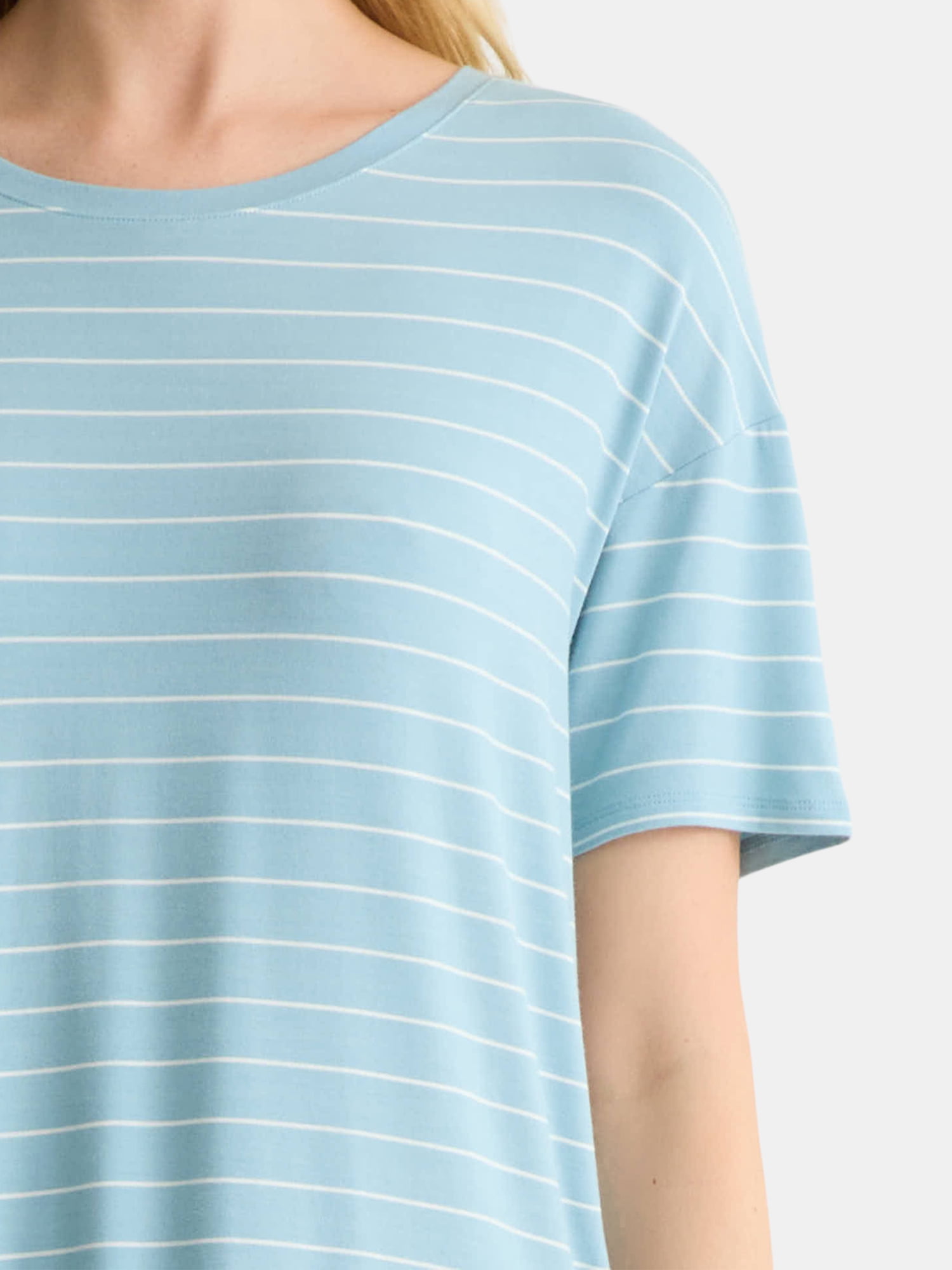 Time and Tru Women’s Crewneck Tunic Tee with Short Sleeves, Sizes XS-XXXL