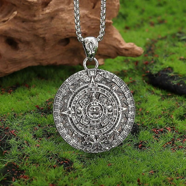 Retro Aztec Solar Calendar Mysterious Ancient Mayan Civilization Pattern Pendant Necklace Men s Amulet Lucky Trendy Jewelry