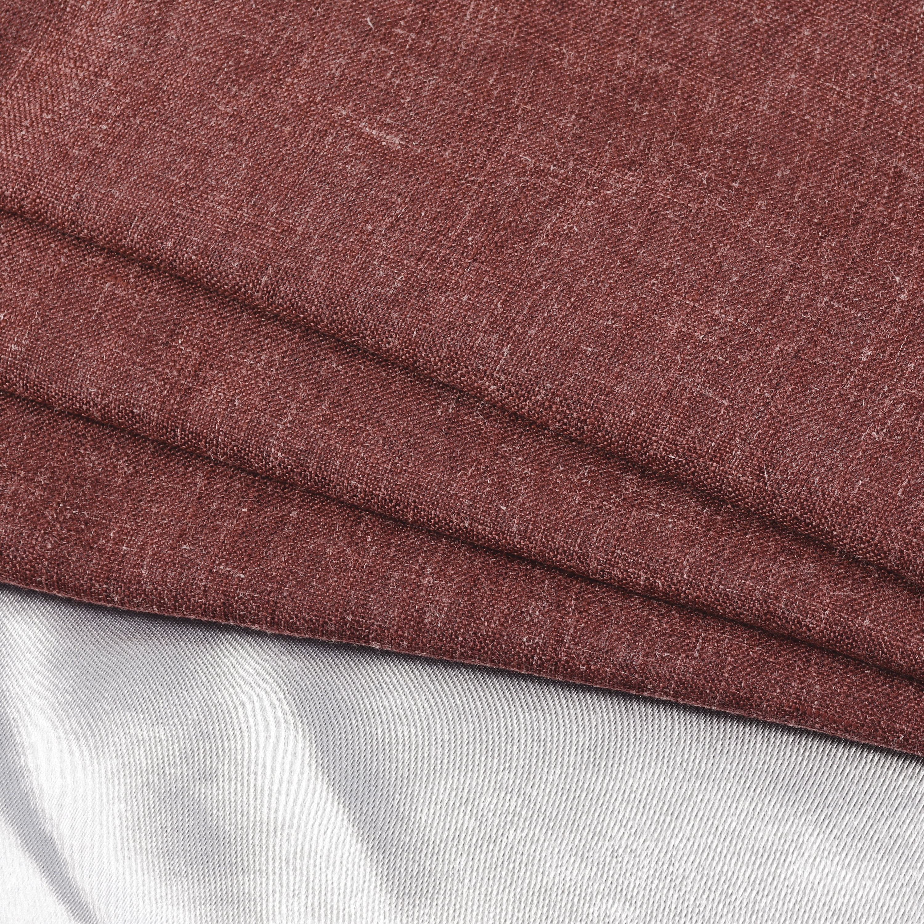 Better Homes & Gardens 100% Blackout Linen Blend Single Curtain, 50x63, Deep Redwood