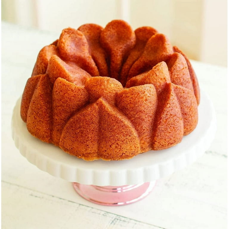 Nordic Ware Magnolia Cast Aluminum Bundt Pan