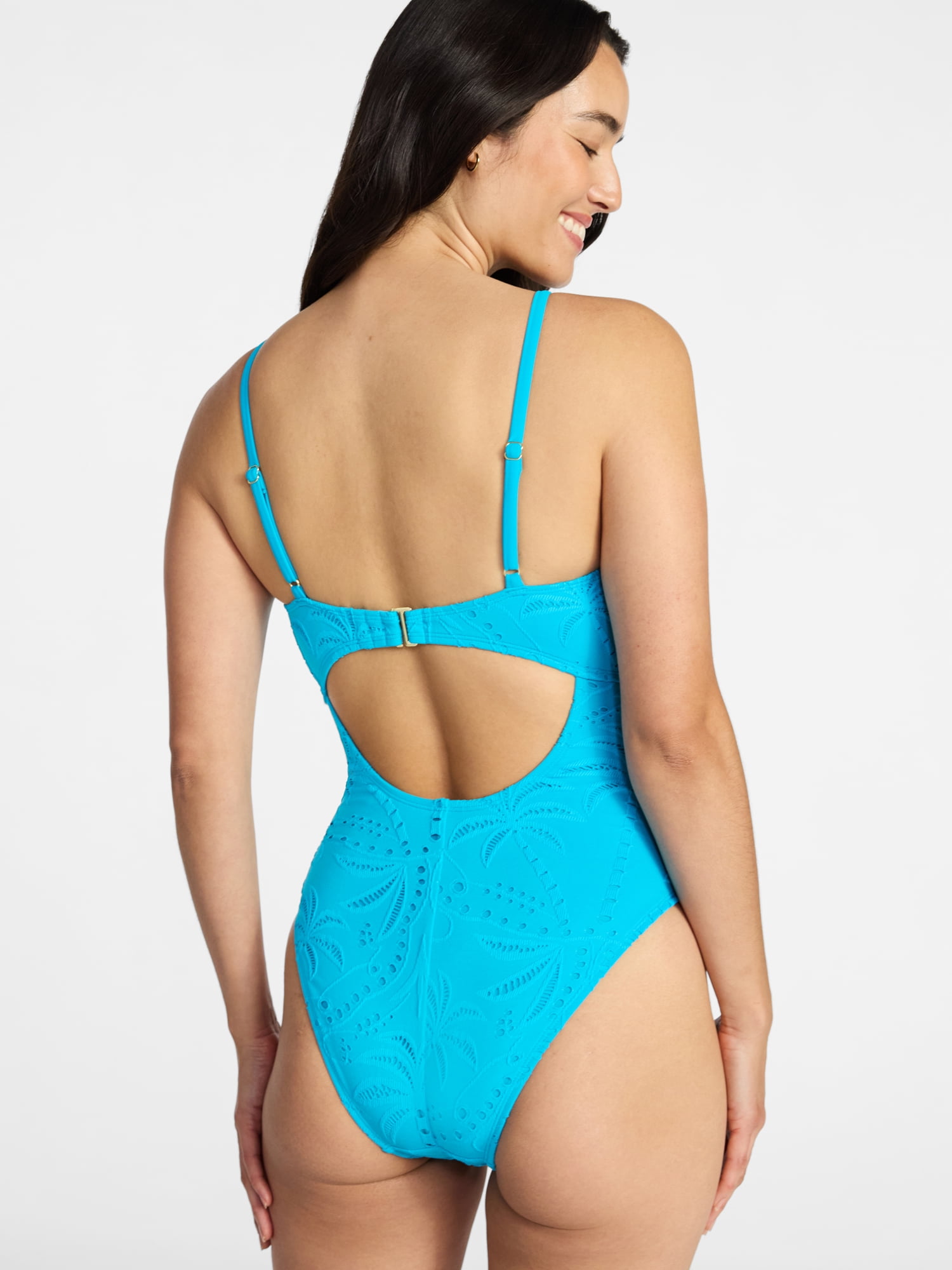 Time and Tru Women's and Women's Plus Size Eyelet Embroidered V Wire One Piece Swimsuit, Sizes XS-3X