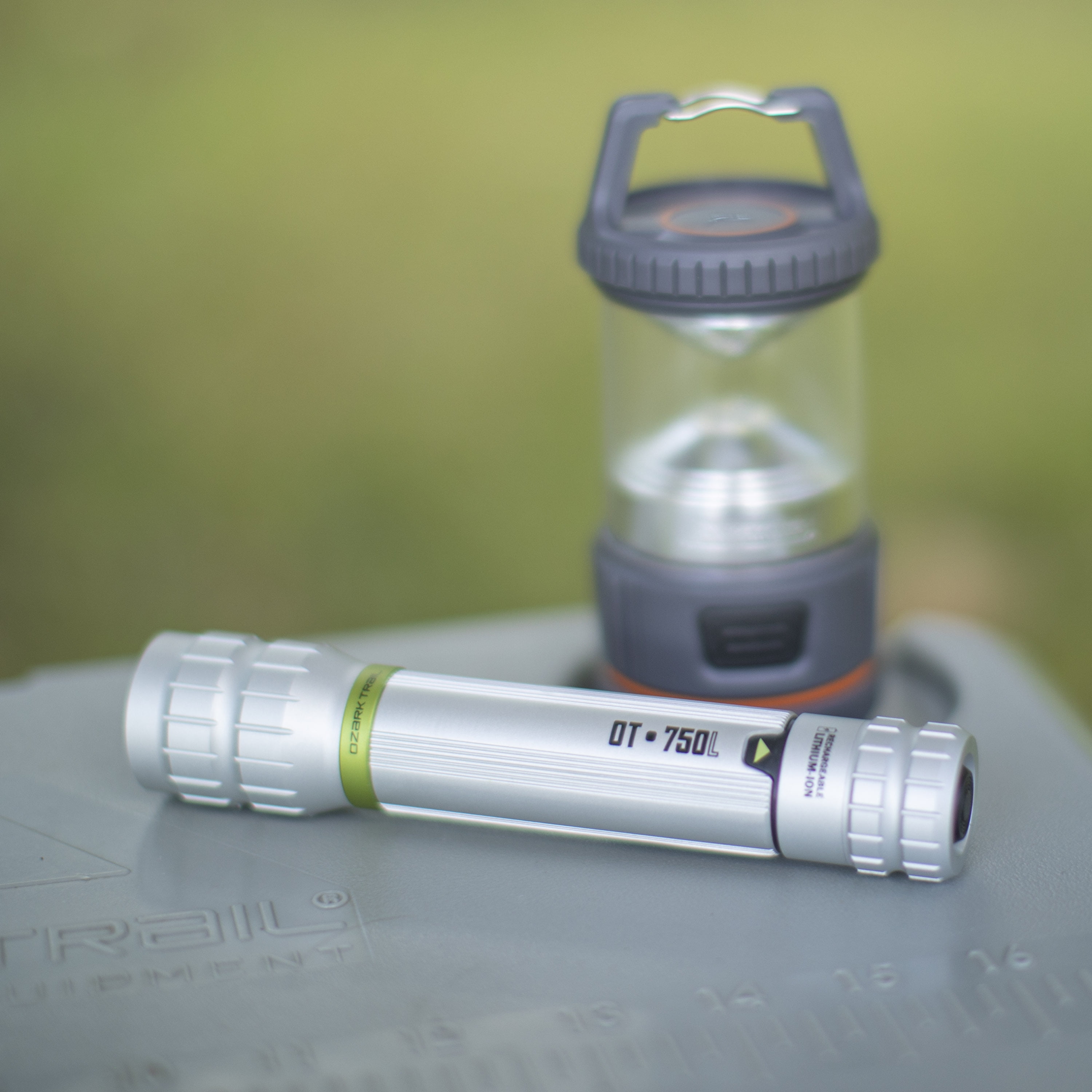 Ozark Trail 750 Lumens LED Hybrid Power Flashlight(4 AA Alkaline and R - 4  Crew