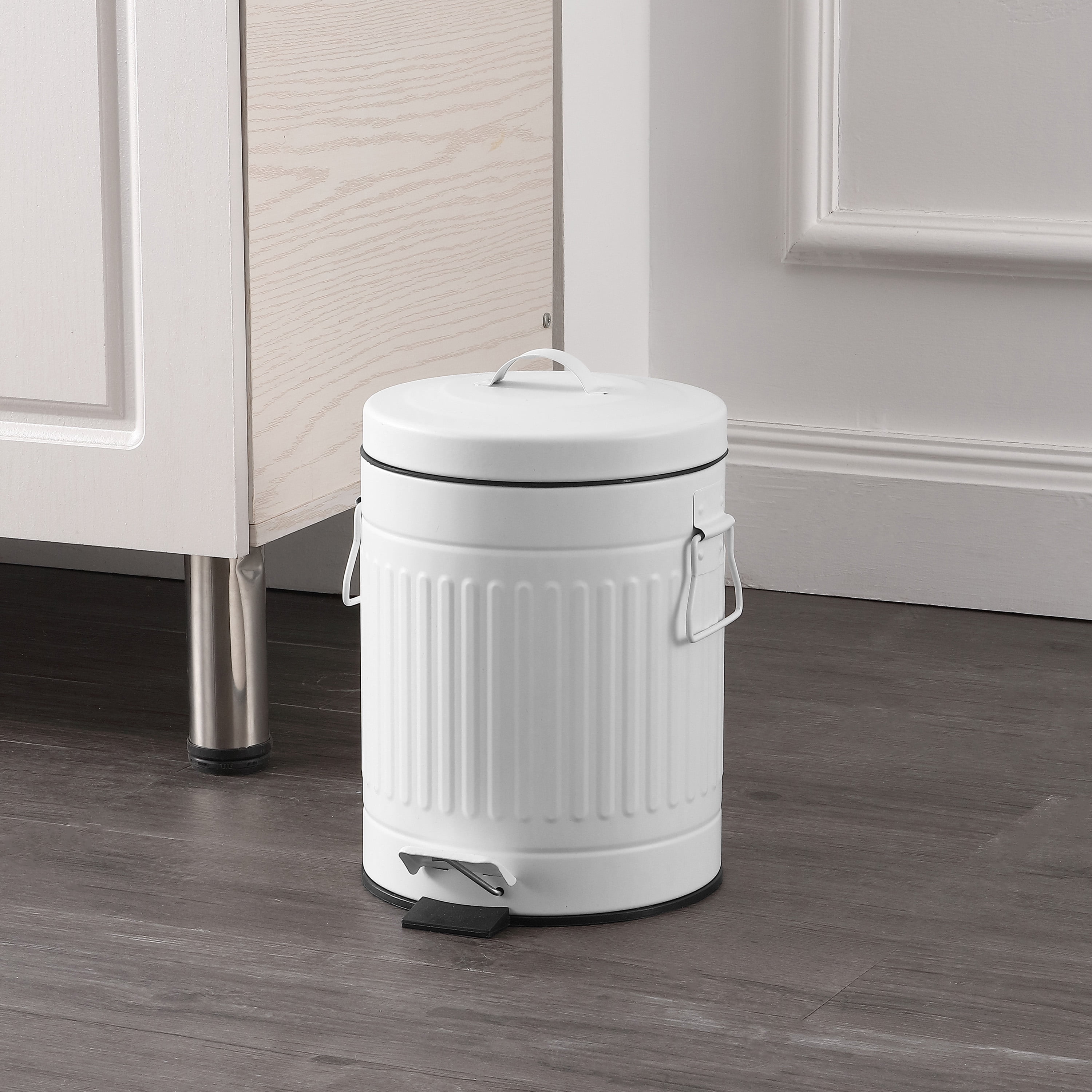 happimess Theo Retro 8-Gallon Step Trash Can with Soft-Close Lid and FREE Mini Trash Can, Cotton White, HPM1018A