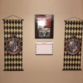 thumbnail image 3 of Bandera colgante a cuadros para fans de Harry Potter Bandera del Colegio Hogwarts de Magia y Hechicería Tapiz Decoración de escena interior Pintura colgante Bandera-Slytheri, 3 of 3