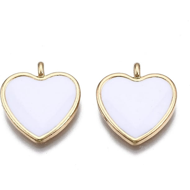 10 colgantes de aleación esmaltada con forma de corazón en oro claro, decoración con dijes de metal blanco.