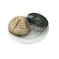 thumbnail image 4 of Marcador / cortador para cubierta de conchas de pan dulce redondo de acero inoxidable de 10 cm de diámetro y de 2 cm de altura de dos vistas, una por cada lado, 4 of 6