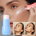 thumbnail image 4 of Iluminador de bolsillo para iluminar el tono de la piel y realzar el look de maquillaje de alta gama Barras iluminadoras, 4 of 6