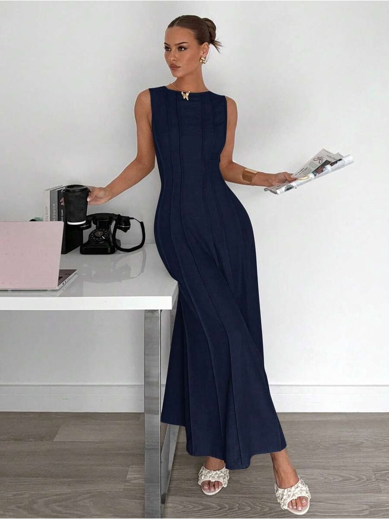 halter v neck prom dress KissProm Turquoise V-Neck Pleated Satin Sleeveless Long Party Dress, Fuchsia / 2 Smocked Drop Waist Midi brand_fortunate-one Royal Blue Size:12/18m