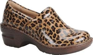 born boc clogs