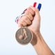 thumbnail image 5 of Medalla de fútbol Colección de medallas de fútbol Medalla conmemorativa Oro Plata Bronce Útiles escolares Barbie Nuevos Originales, 5 of 7
