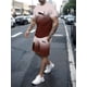 thumbnail image 3 of Conjunto de ropa deportiva para hombre, camiseta informal y pantalones cortos transpirables para correr, 2 conjuntos de cambio gradual, novedad de 2024, 3 of 5