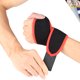 thumbnail image 3 of Soporte de muñeca ajustable para ambas manos (negro y rojo), 3 of 4