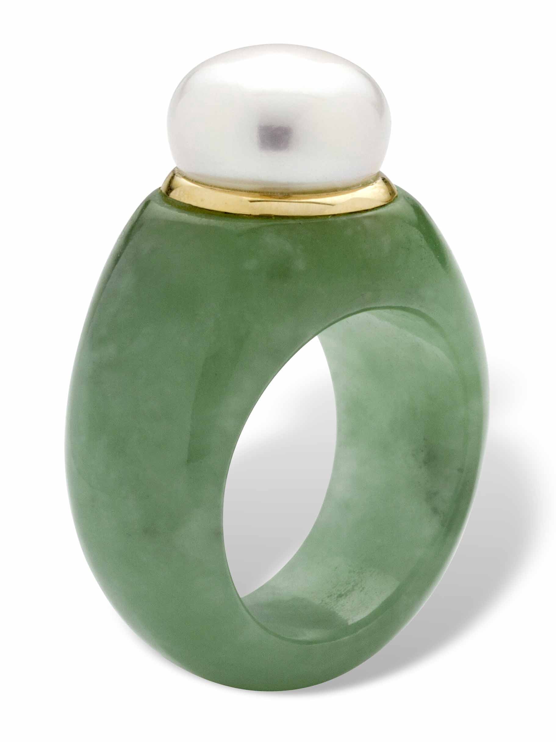 PalmBeach Jewelry Round Cultured Freshwater Pearl set in Genuine Black or Green Jade Ring 10k Yellow Gold