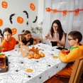 thumbnail image 5 of Mantel de Halloween Telaraña Cubierta de mesa Decoración de Halloween Manteles de plástico desechables para fiesta de Halloween Mantel rectangular, 5 of 5