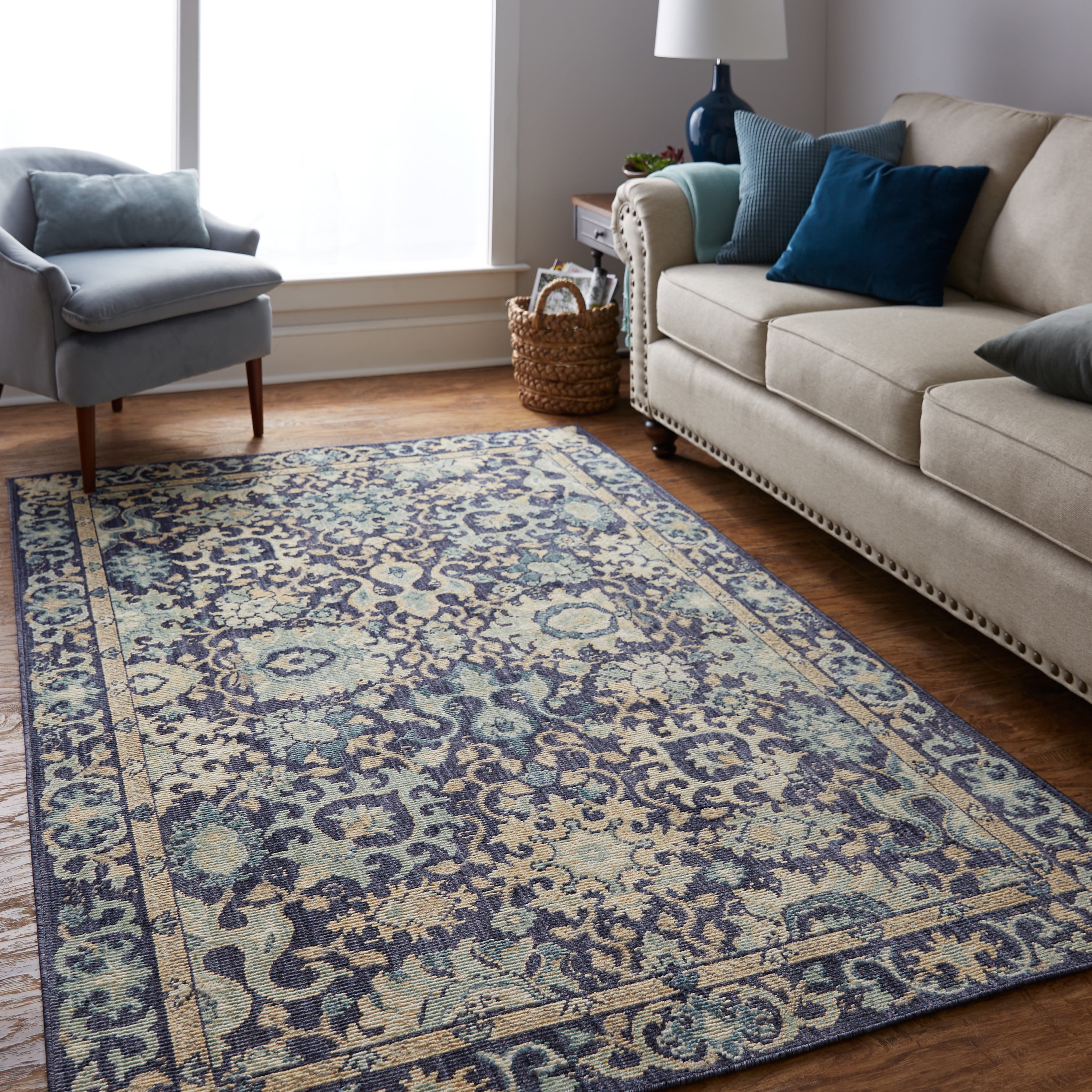 Mohawk Home Heirloom Nen Indigo Traditional Floral Woven Area Rug, 5'x8