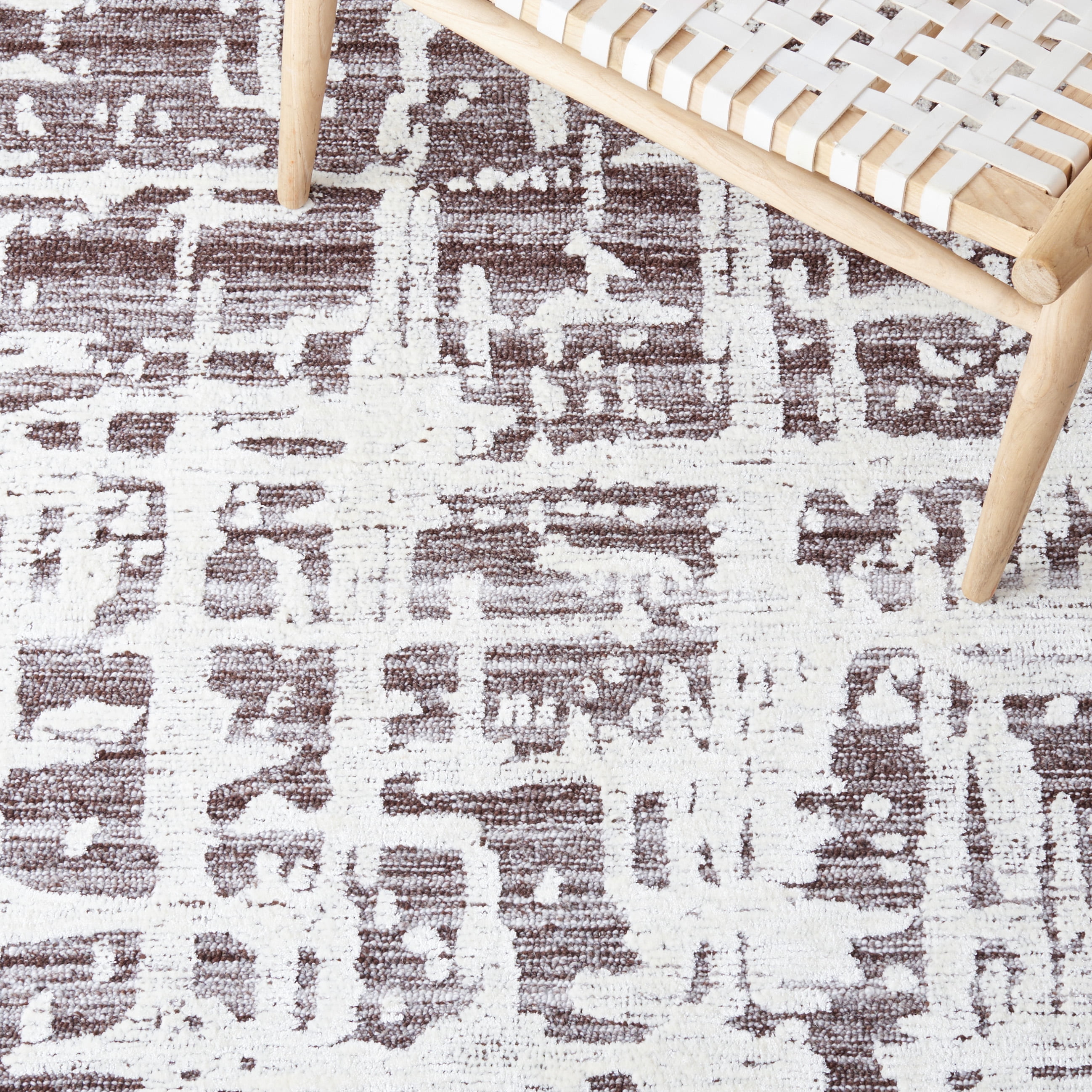 SAFAVIEH Soho Bianca Abstract Runner Rug, Brown/Ivory, 2'3" x 8'