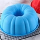 thumbnail image 4 of Cateissary Molde de silicona para pan, reemplazo portátil, Color sólido, redondo, hogar, cocina, pastelería, molde para pasteles, herramienta de moldeo, Herramientas y accesorios para hornear Cateissary HA079336-01, 4 of 6