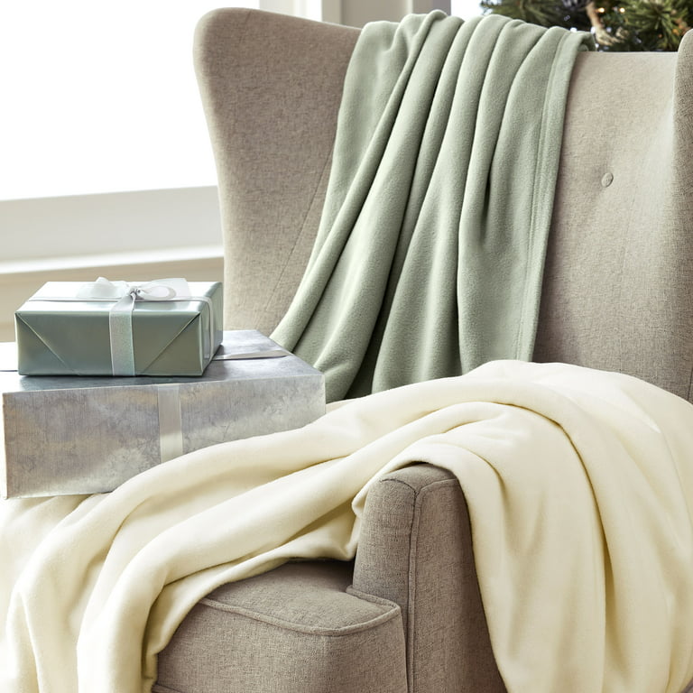 Vellux Fleece Blanket King Size Bed Blanket - All Season Warm Lightweight  Super Soft Throw Blanket - Ivory Blanket - Hotel Quality- Plush Blanket For
