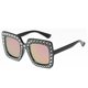 thumbnail image 4 of Gafas de sol de imitación de diamantes de moda Gafas de sol de moda de escenario T de soporte generoso, 4 of 5