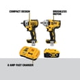 thumbnail image 3 of Llave de impacto DEWALT 20 V MAX inalámbrica para 2 herramientas con batería de 5 Ah, 3 of 4