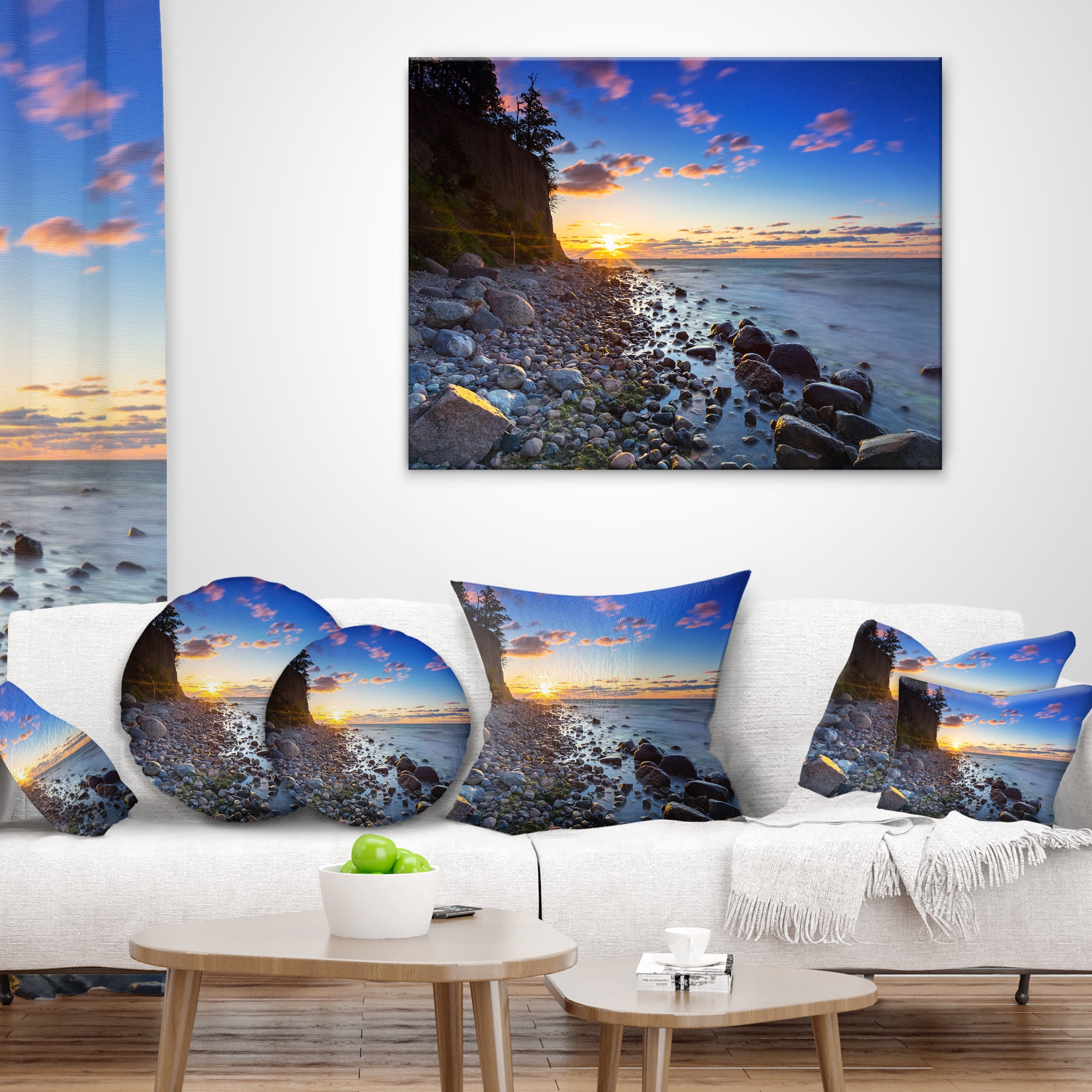Designart Baltic Sea and Orlowo Cliff at Sunrise - Seascape Throw Pillow - 16x16