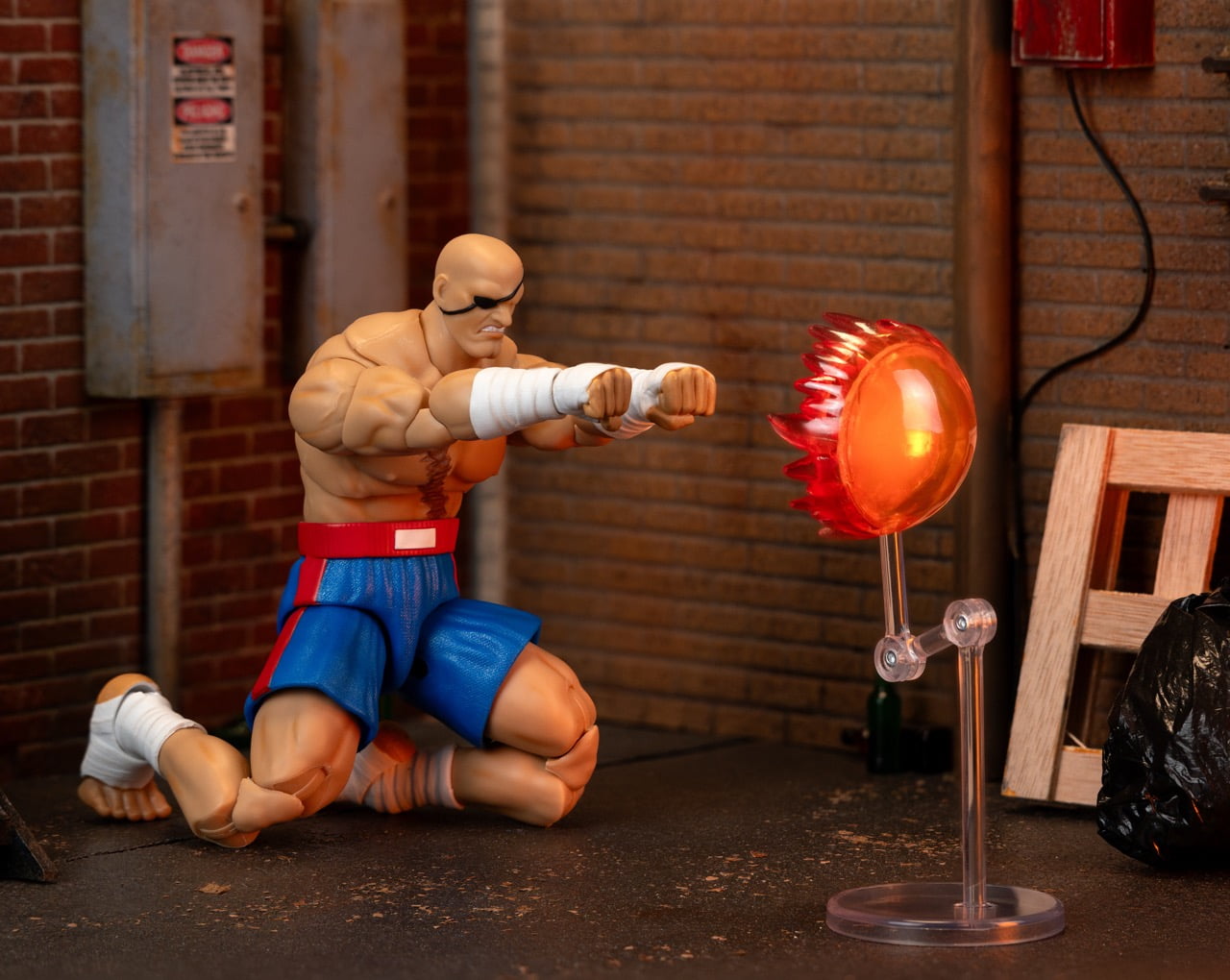 Street Fighter II Sagat Deluxe 1:12 Scale Action Figure by Jada Toys - Highly Articulated, Tiger Shot Accessory & Stand, 7.6" Tall